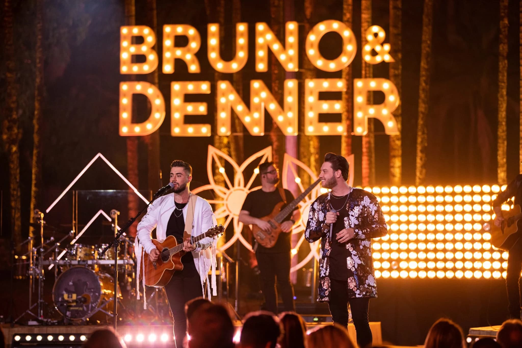 Bruno e Denner lançam novo EP com seis faixas, nesta sexta-feira (8) — foto de divulgação